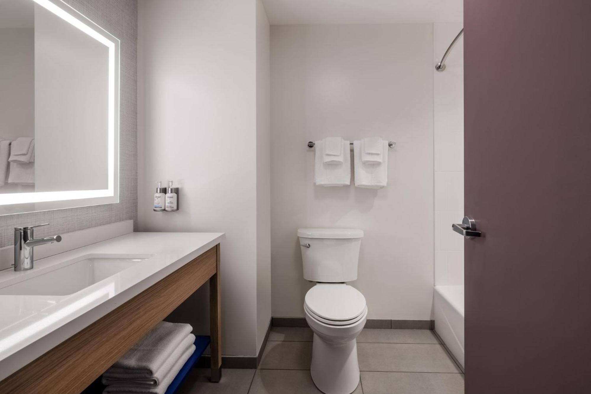 Garner Hotel By Ihg Phoenix - Surprise Buitenkant foto