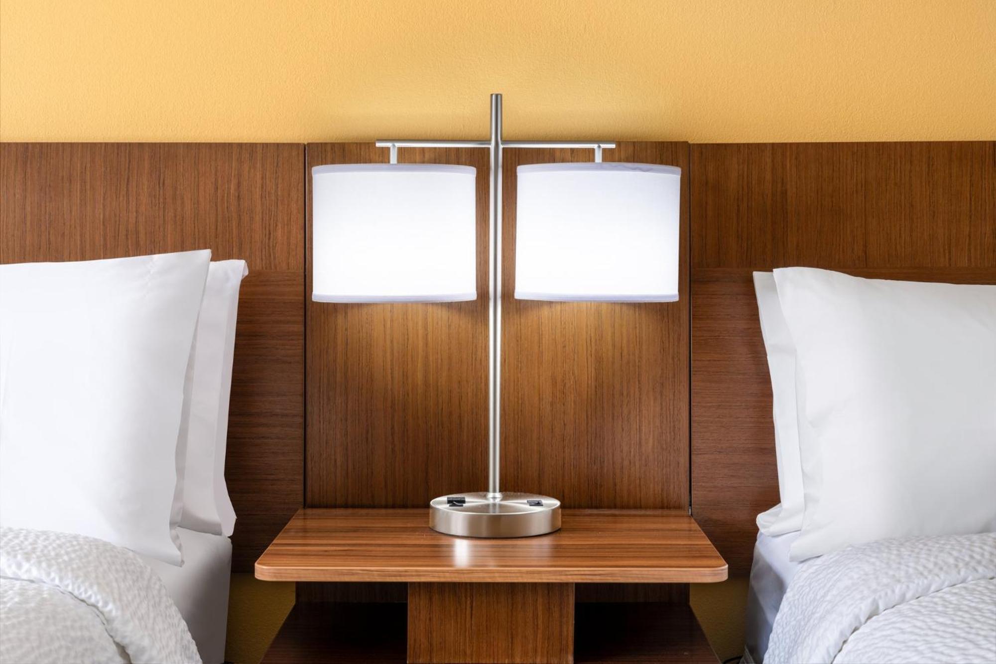 Garner Hotel By Ihg Phoenix - Surprise Buitenkant foto