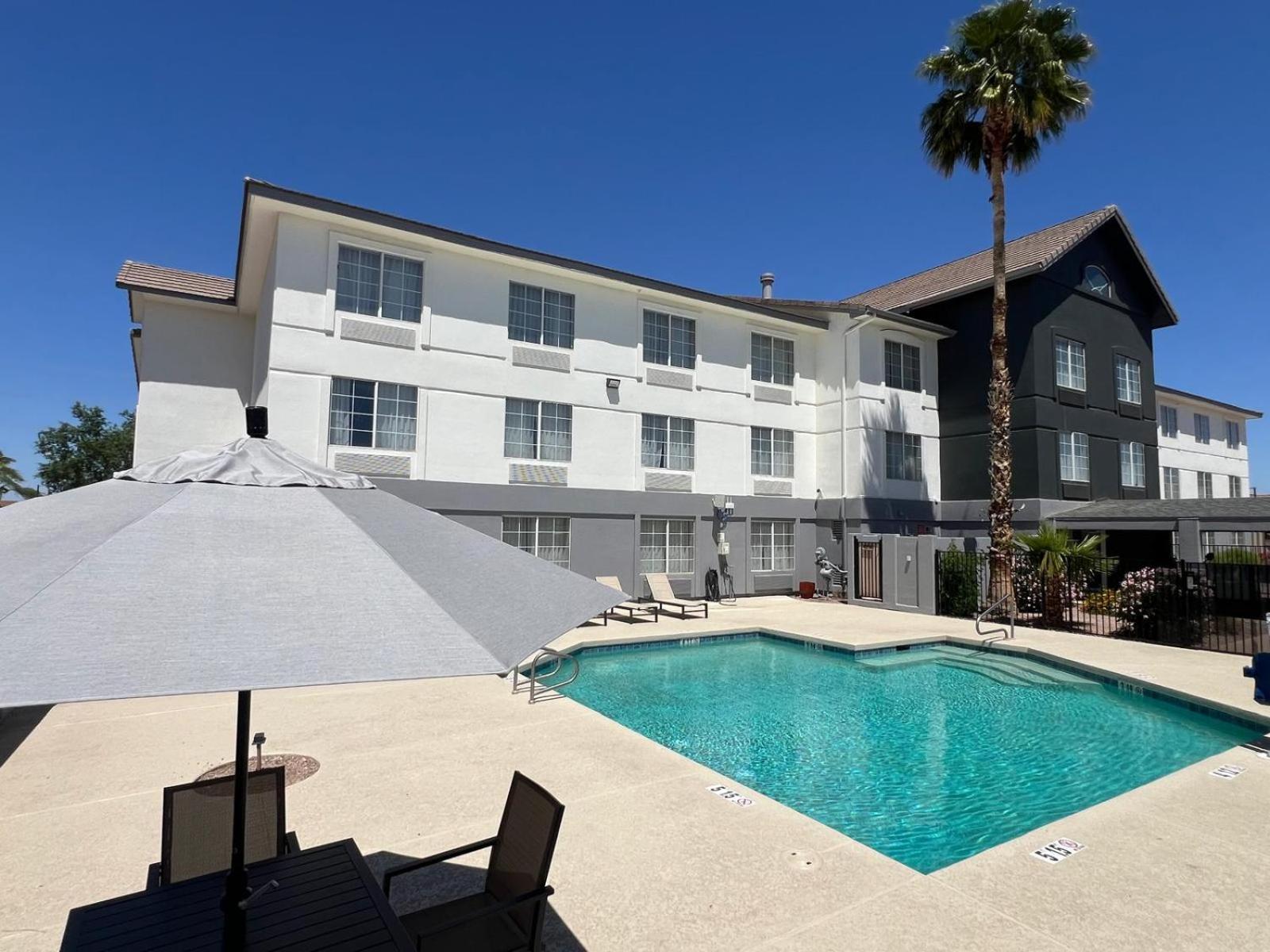Garner Hotel By Ihg Phoenix - Surprise Buitenkant foto